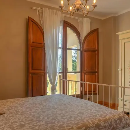 Πανσιόν Latorrettaloano 3*